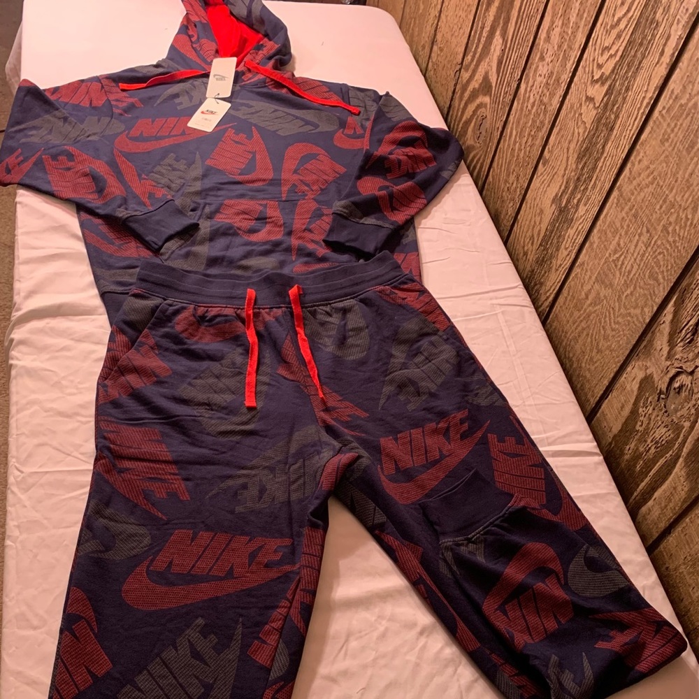 Nike Jogger Sweat Suit